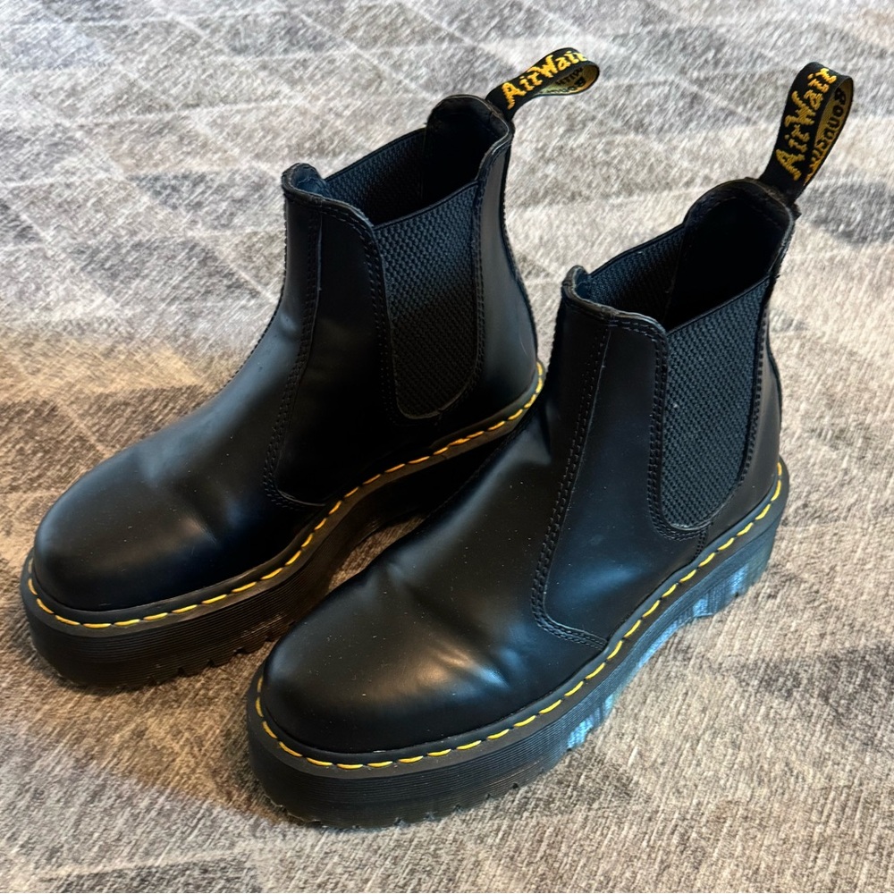 Dr. Martens Black Platform Chelsea Boots Sz 7